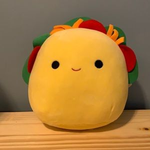 BNWT 8” Tex the Taco Squishmallow